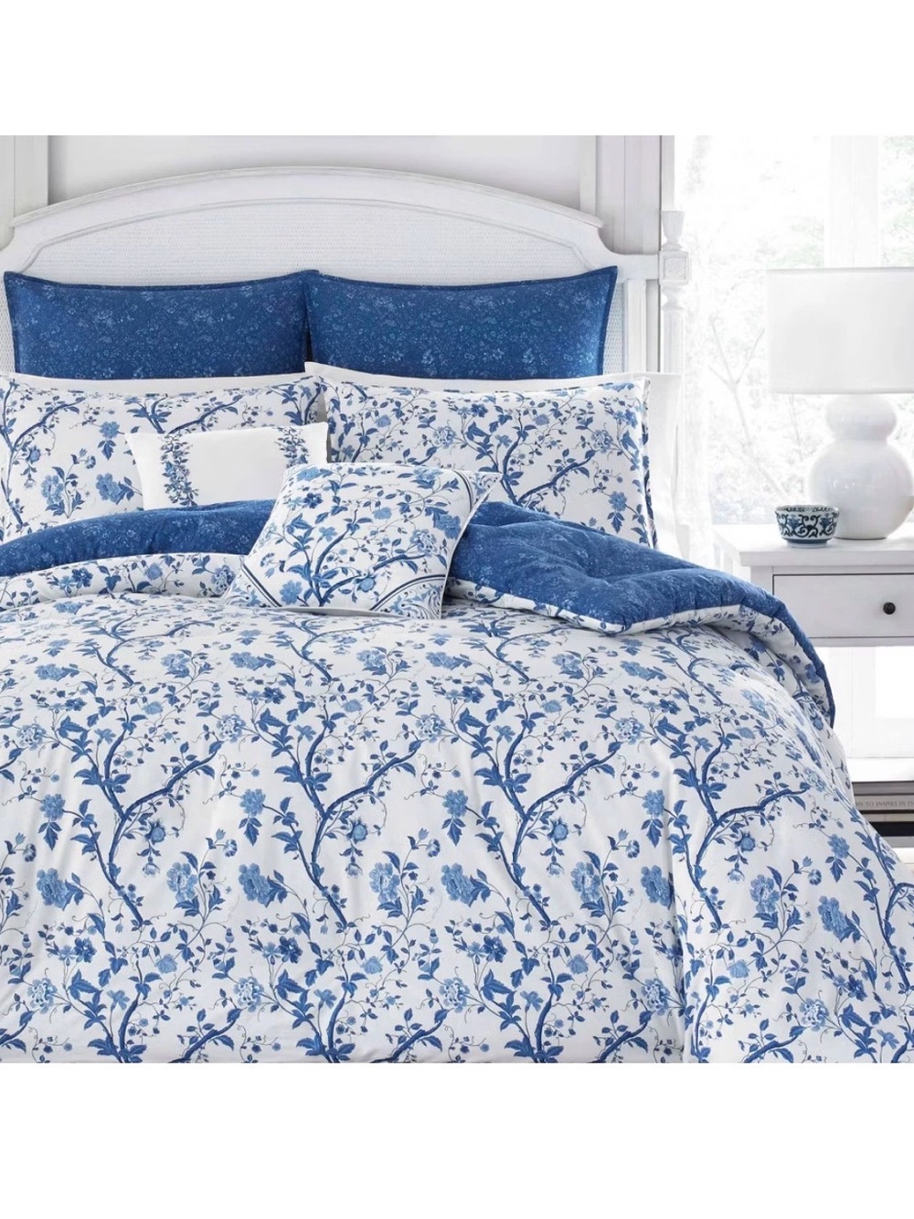 ELEGANT Elise Reversible TWIN Duvet Set Blue - Laura Ashley 2 PC